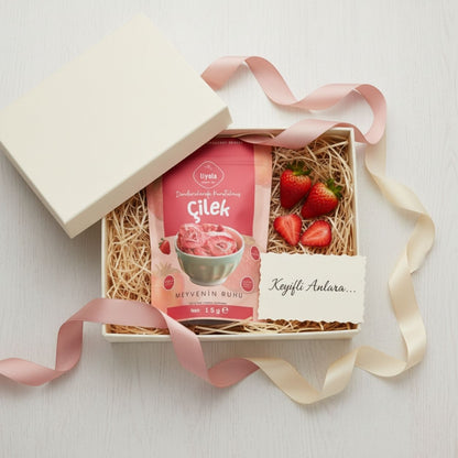 Liyola Freeze Dry Çilek 15 g | Dondurularak Kurutulmuş, Şeker İlavesiz Doğal Atıştırmalık